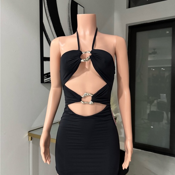 Elegant Black Halter Cut-Out Dress - Picture 1 of 5